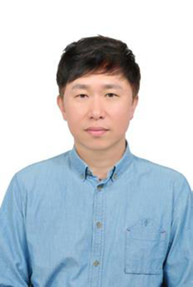 Eric Shim, Senior Sales Manager