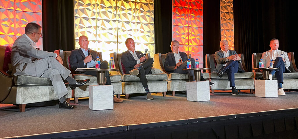 CineLATAM 2025 - Executive Roundtable - Luis Vargas (Comscore), Andrew Cripps (Walt Disney Studios), Valmir Fernandes (Cinemark International), Miguel Mier (Cinepolis), Don Savant (CJ 4DPlex)